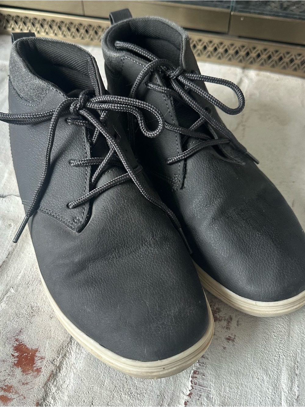 Perry Ellis Kids Black Chukka Boots with Cream Sole